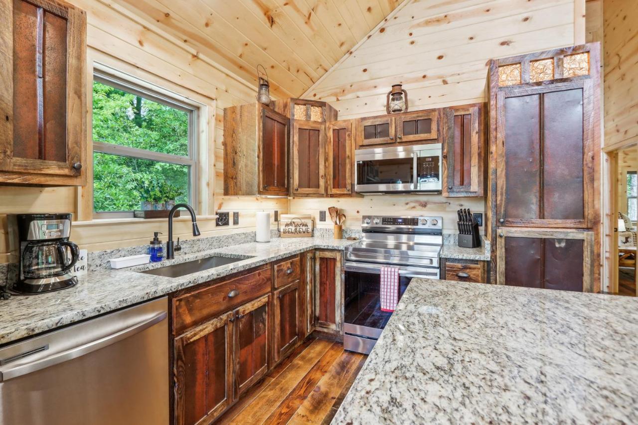 Private Murphy Cabin Rental With Wraparound Porch! Bagian luar foto